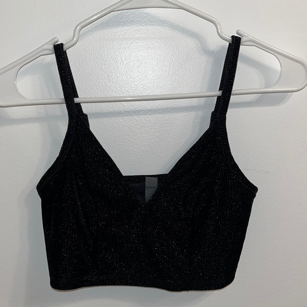 Alya balck sparkle top